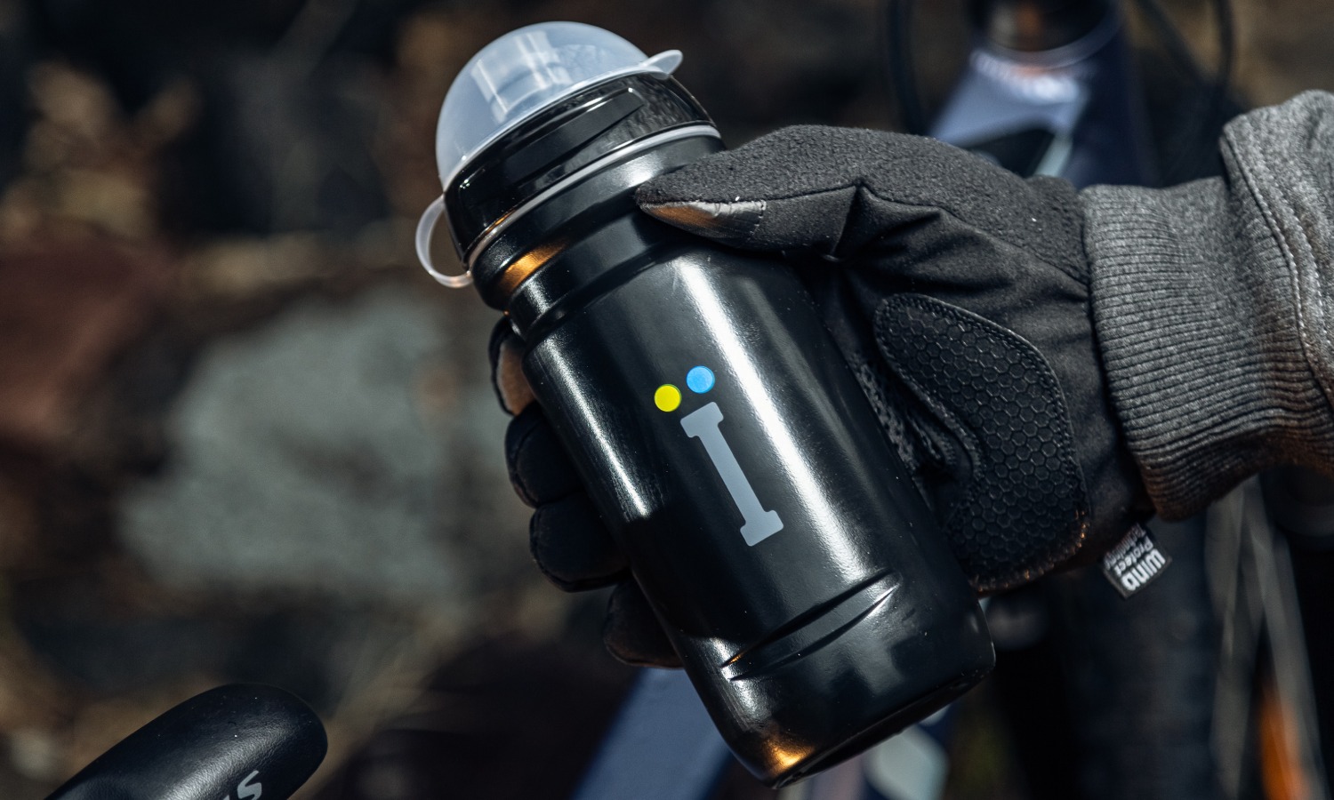 Фляга ONRIDE Gen 600 мл, с колпачком, черная 2 Фляга ONRIDE Gen 600 мл, с колпачком, черная 2