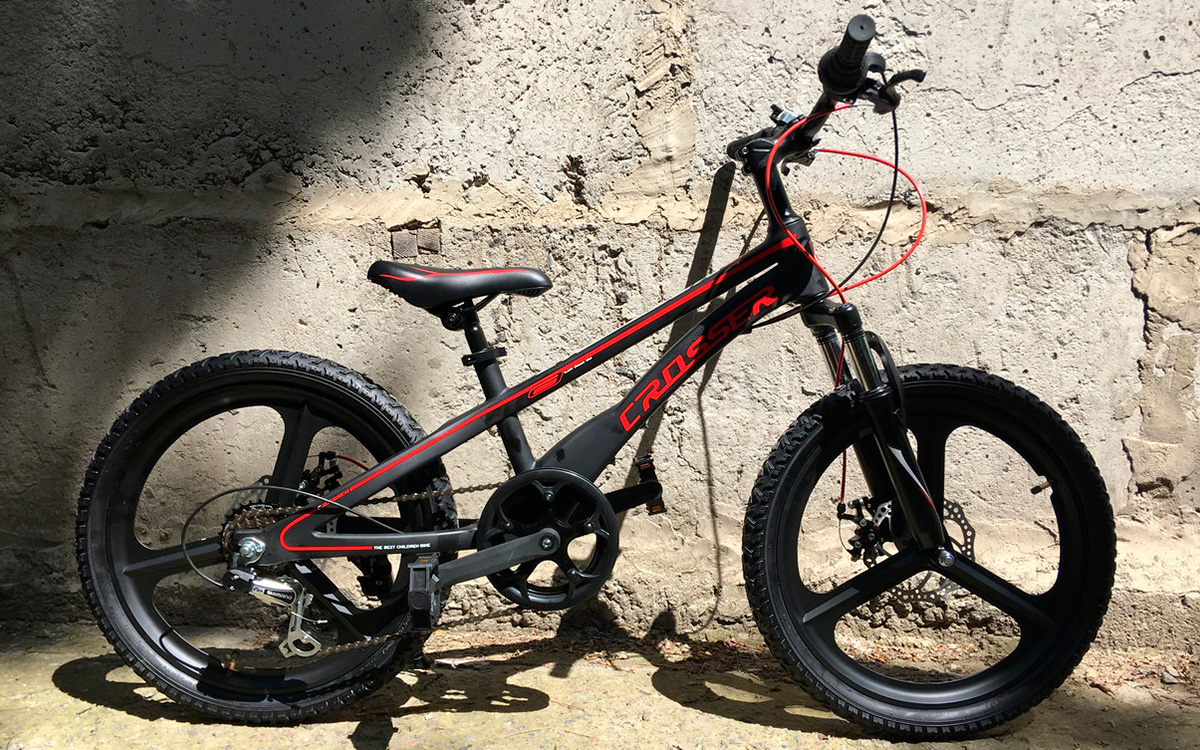 Велосипед Crosser MTB Premium 20" 2021 черно-красный