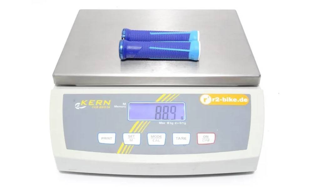 Гріпси ODI AG-1 Signature V2.1 Lock-On сині з синіми замками 6 Гріпси ODI AG-1 Signature V2.1 Lock-On сині з синіми замками 6