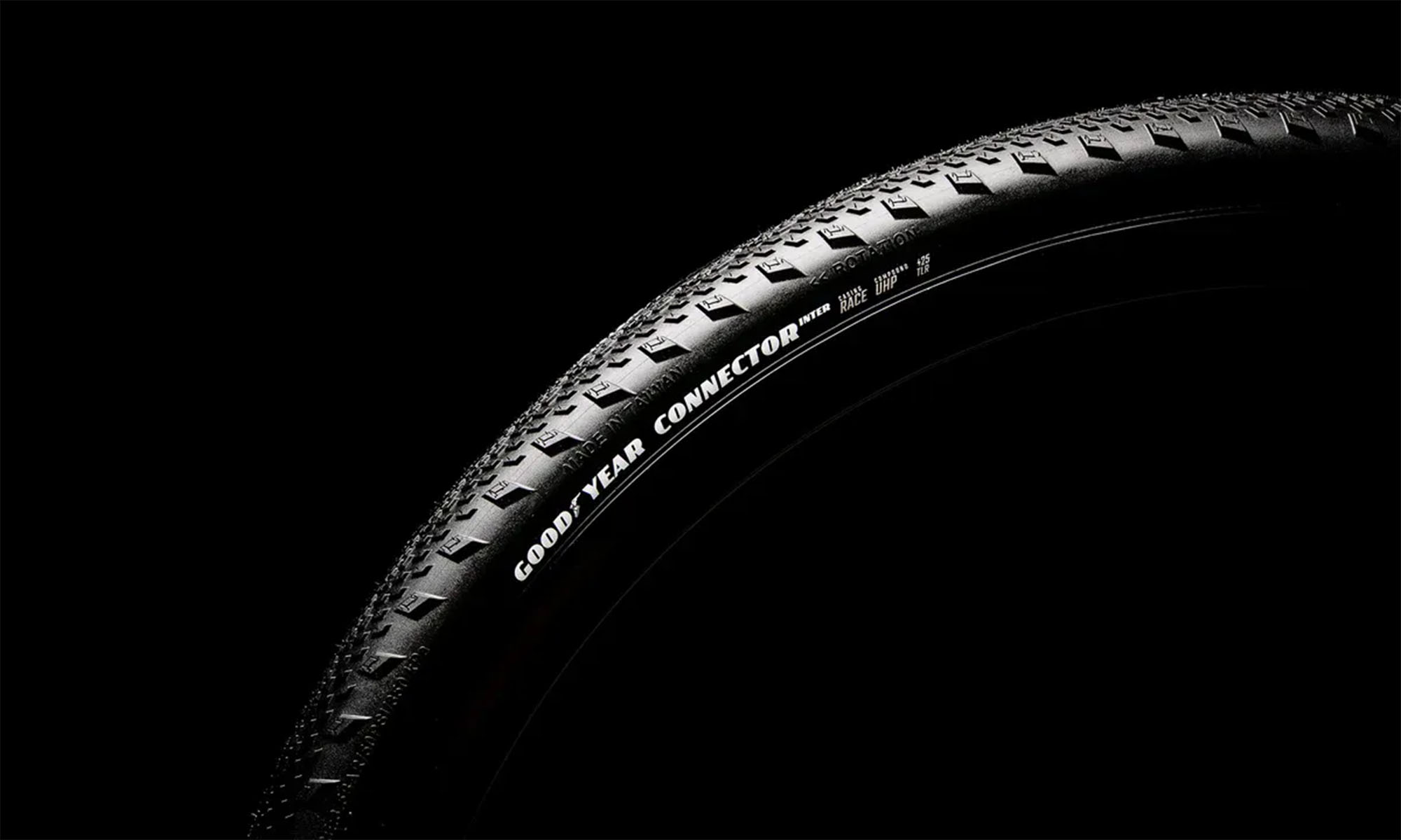 Покрышка GoodYear Connector Inter Race 700x40 (40-622), Dynamic:UHP, Folding, Black 2 Покрышка GoodYear Connector Inter Race 700x40 (40-622), Dynamic:UHP, Folding, Black 2