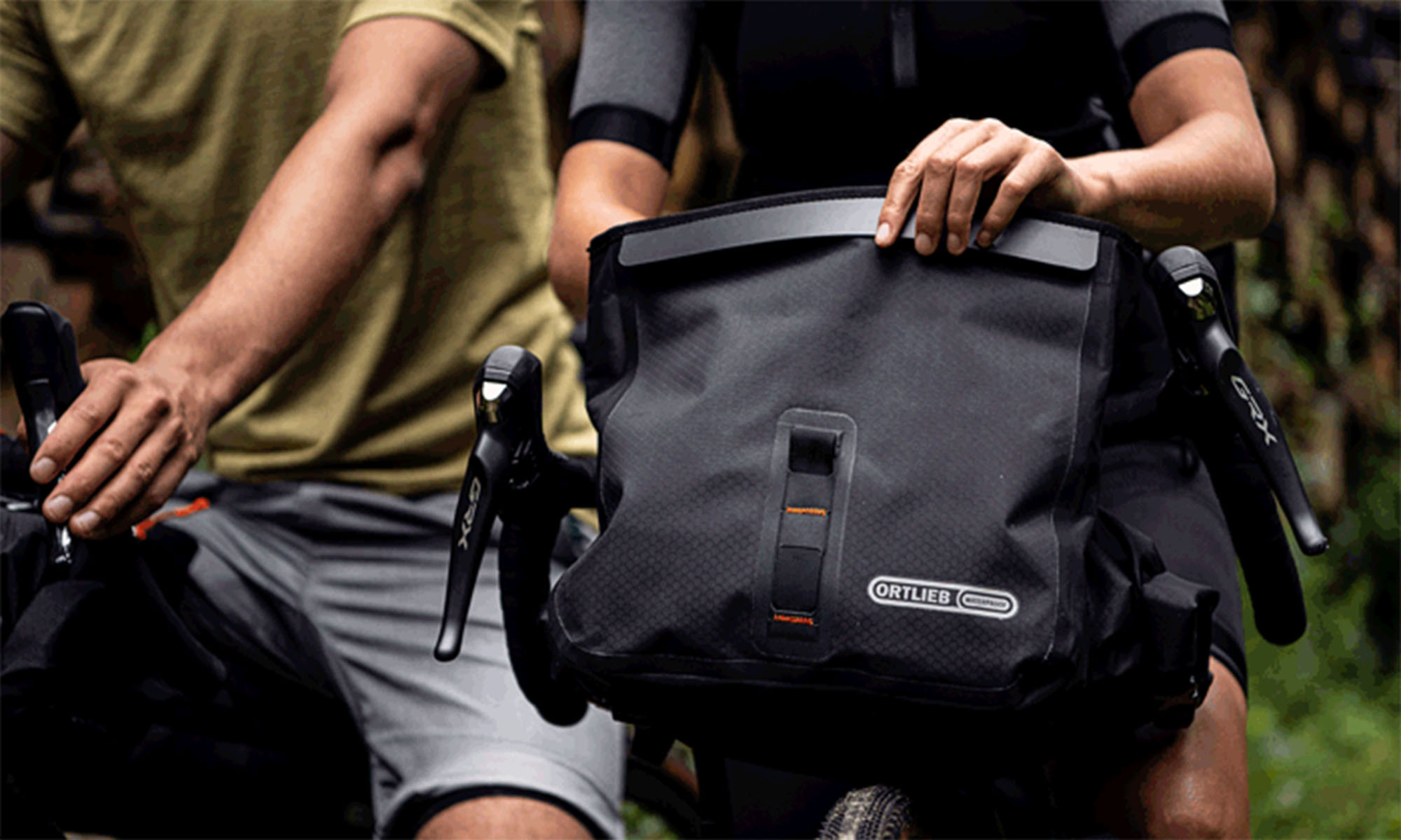 Гермосумка велосипедная на руль ORTLIEB Accessory Pack, черная, 3.5 л 2 Гермосумка велосипедная на руль ORTLIEB Accessory Pack, черная, 3.5 л 2