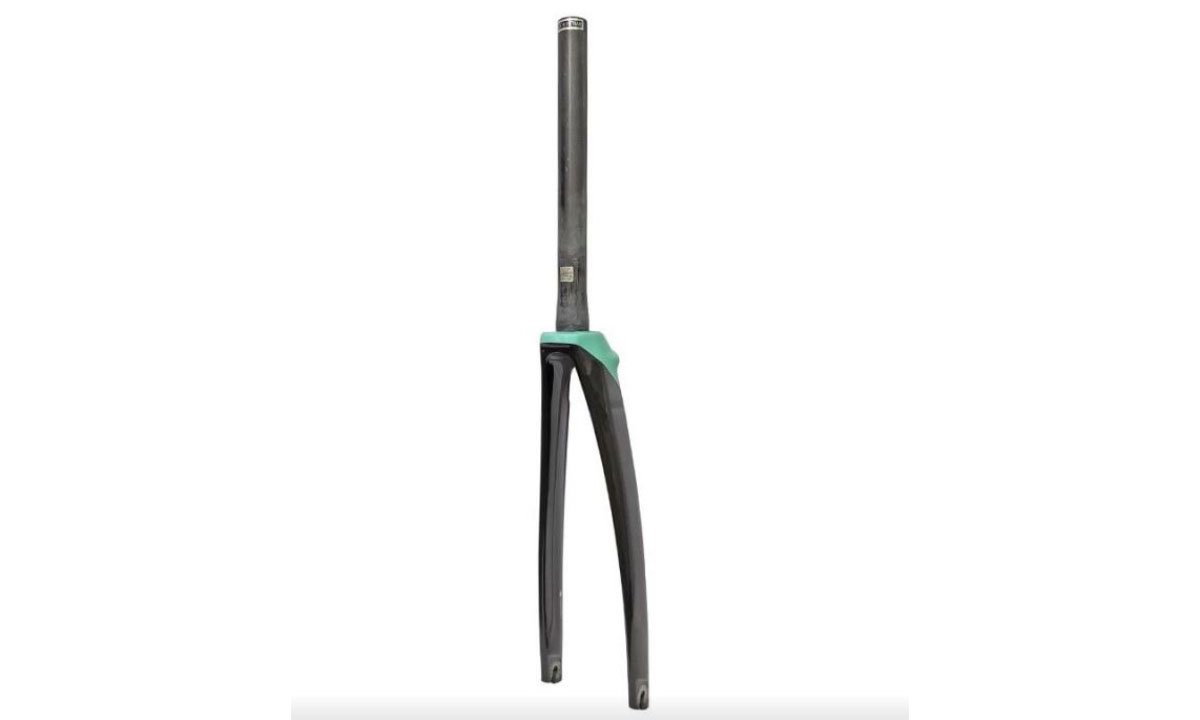 Вилка BIANCHI Fork 28" CB Oltre Aero Carbon 2017 Black 4