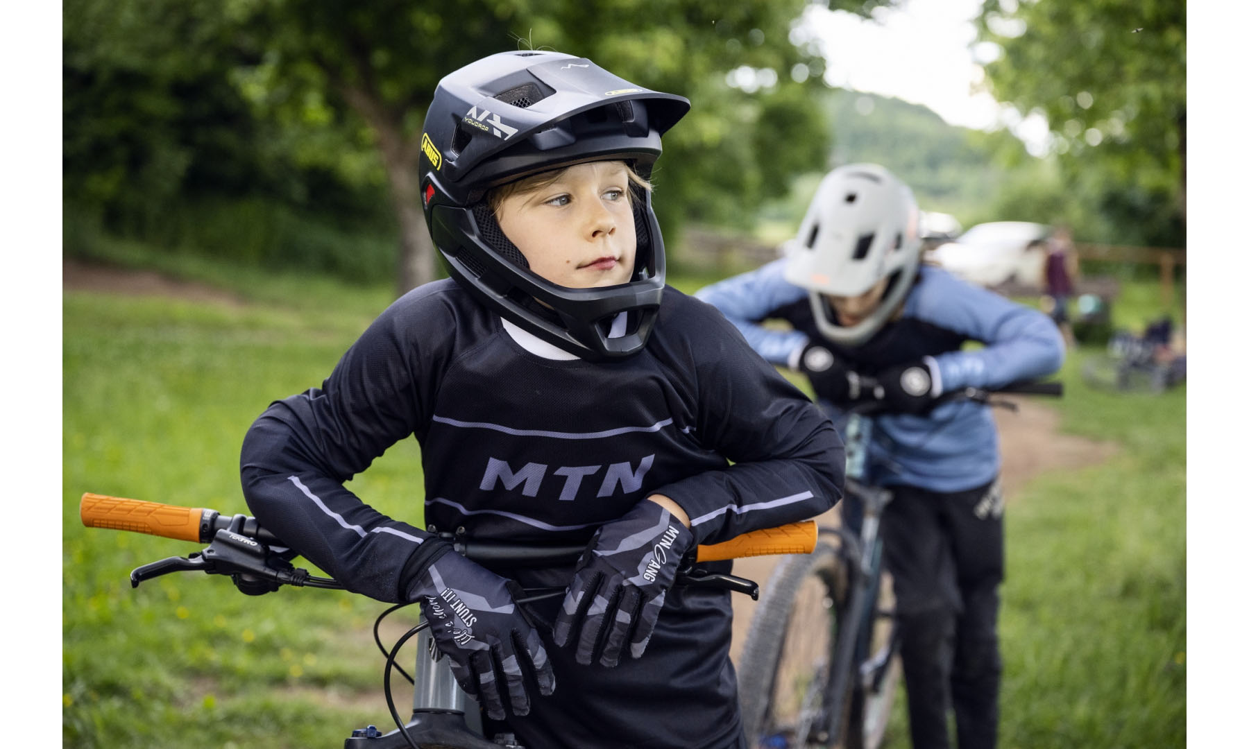 Велошлем детячий ABUS YOUDROP FF moss green, розмір S (48-55 см) чорний 2