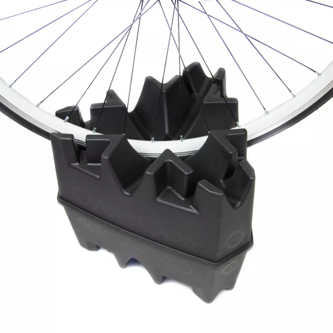 Фотография Подставка под переднее колесо Saris Climbing Block для симуляции подъёма 4