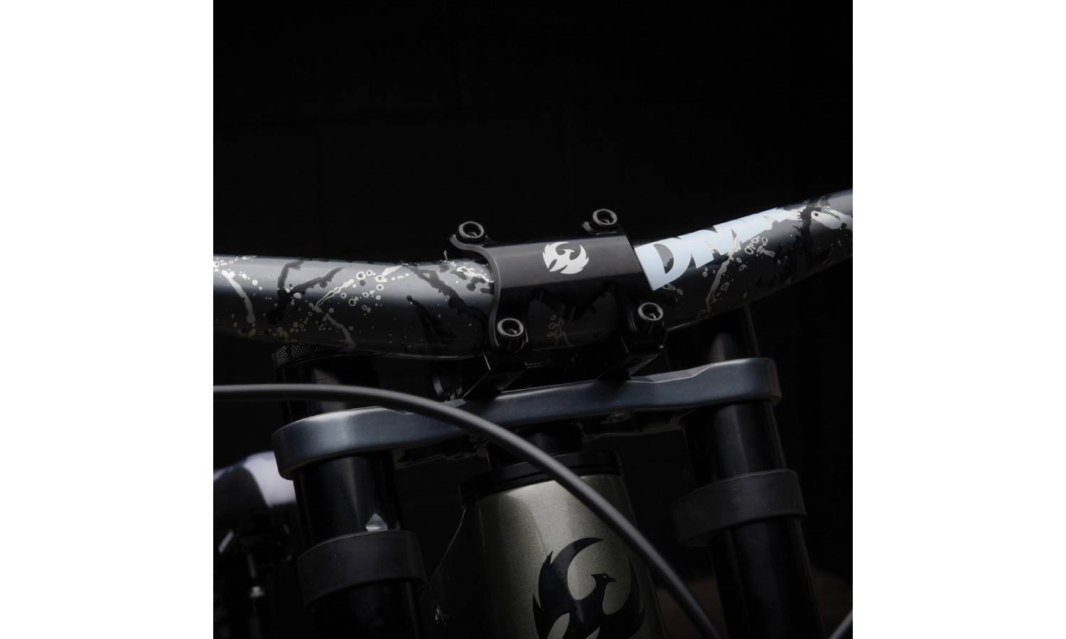 Руль DMR Wingbar Mk4 SE - 31.8 - 20mm Rise Liquid Camo Grey 17