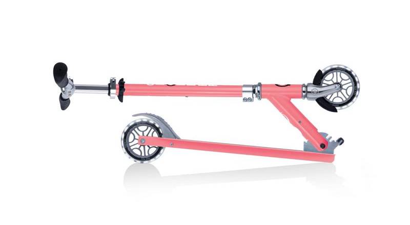 Самокат GLOBBER FLOW ELEMENT LIGHTS, рожевий, колеса з підсвічуванням, 5+ 6 Самокат GLOBBER FLOW ELEMENT LIGHTS, рожевий, колеса з підсвічуванням, 5+ 6