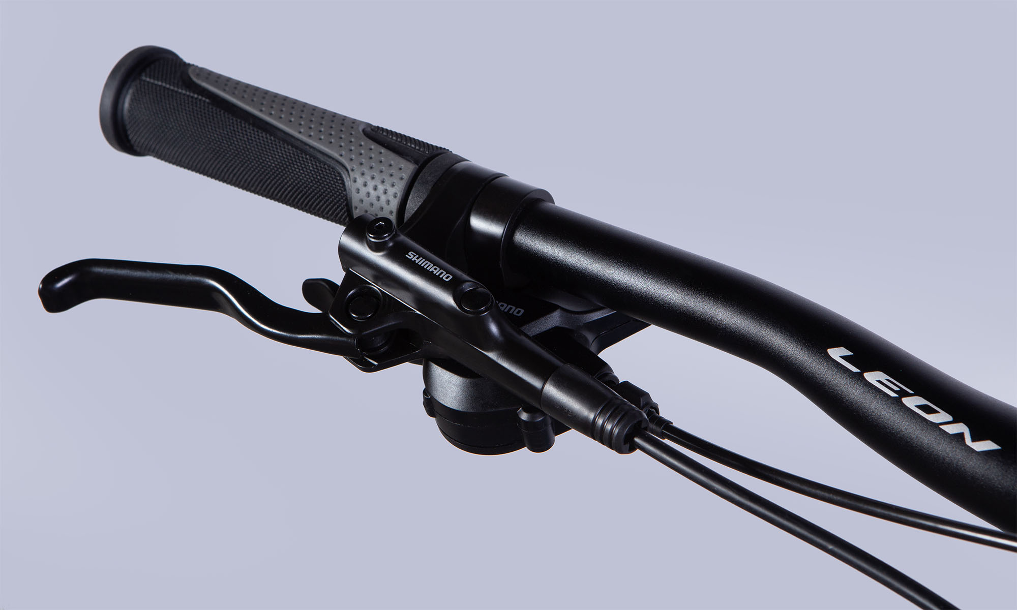 Велосипед Leon XC 100 HDD 27,5", размер S, рама 16", 2025, синий с черным 7 Велосипед Leon XC 100 HDD 27,5", размер S, рама 16", 2025, синий с черным 7