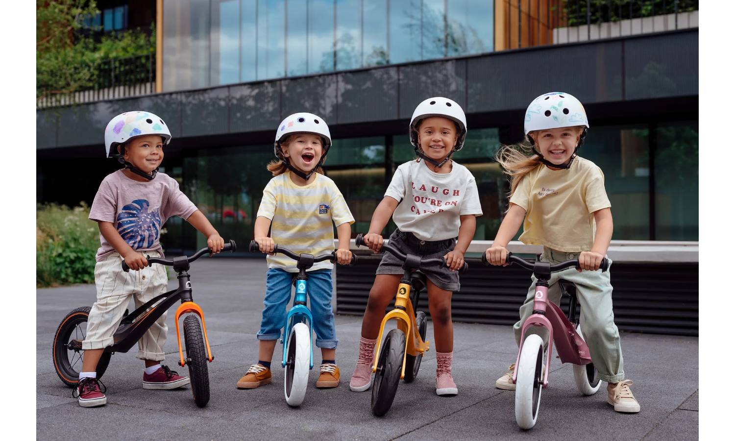 Біговел Lionelo BART GOLDIE 4 Біговел Lionelo BART GOLDIE 4