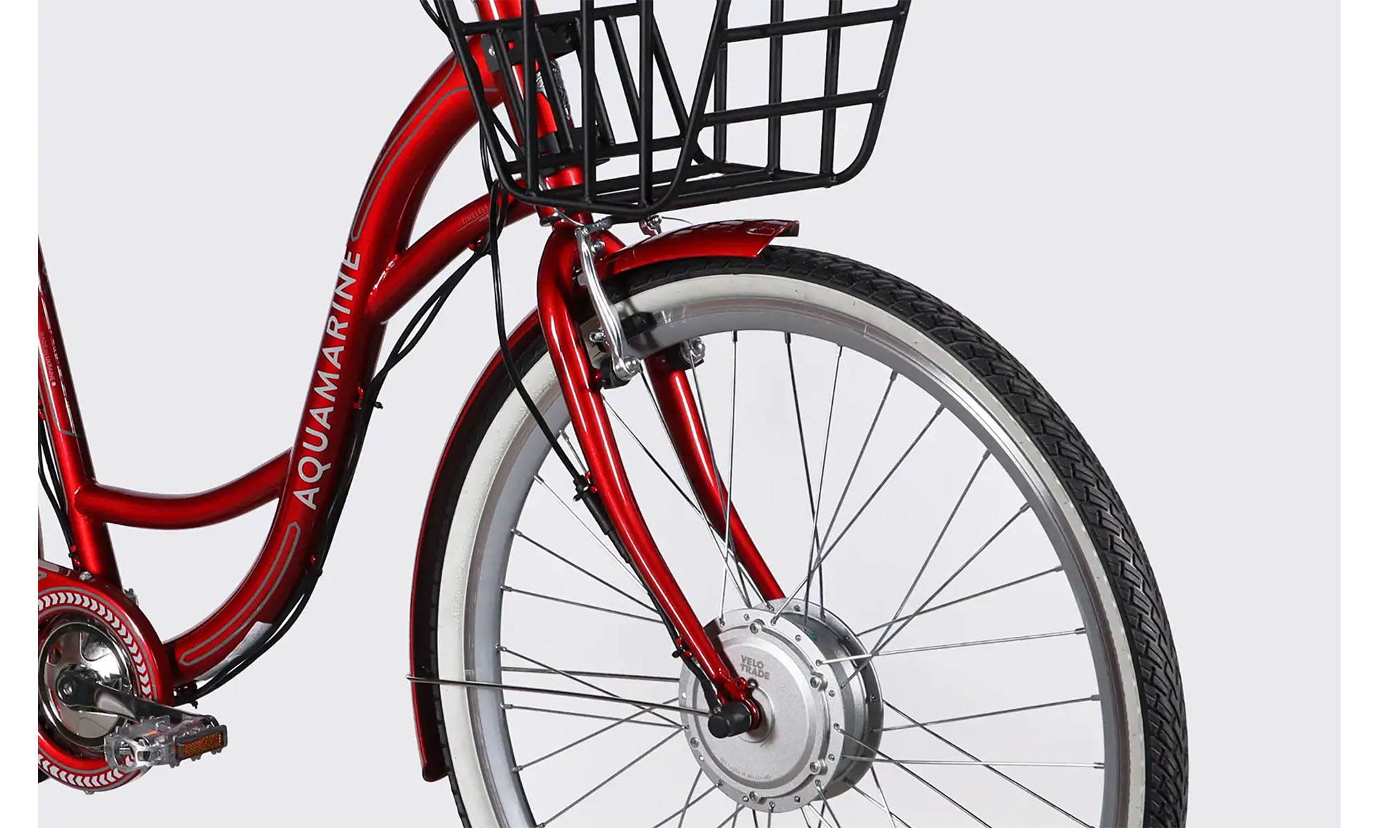 Велосипед с электроприводом Dorozhnik eAQUAMARINE BH 28", размер L, рама-19", 36B, 13А*ч, 500Вт, год 2026, бордовый с корзиной 5