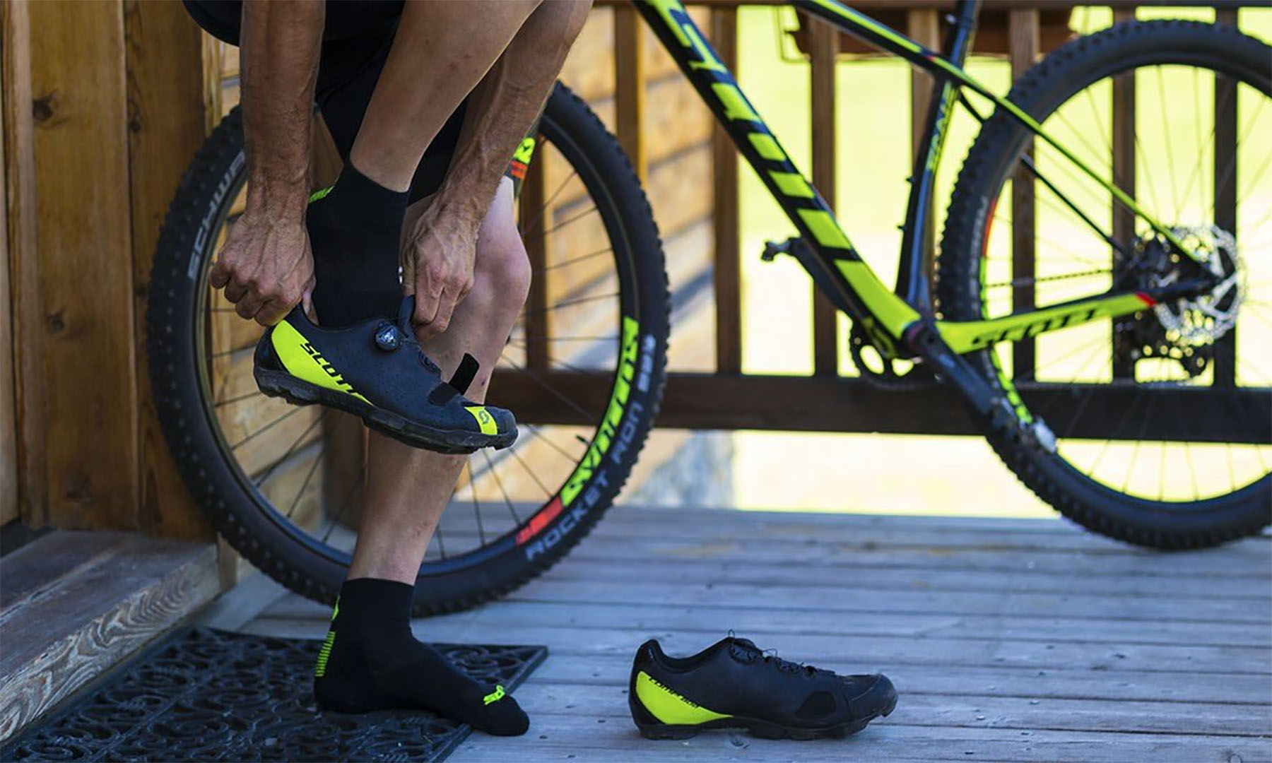 Велосипед Tufli Scott Road CompoA Mat. жовто-чорний, розмір 46 (251817) 3 Велосипед Tufli Scott Road CompoA Mat. жовто-чорний, розмір 46 (251817) 3