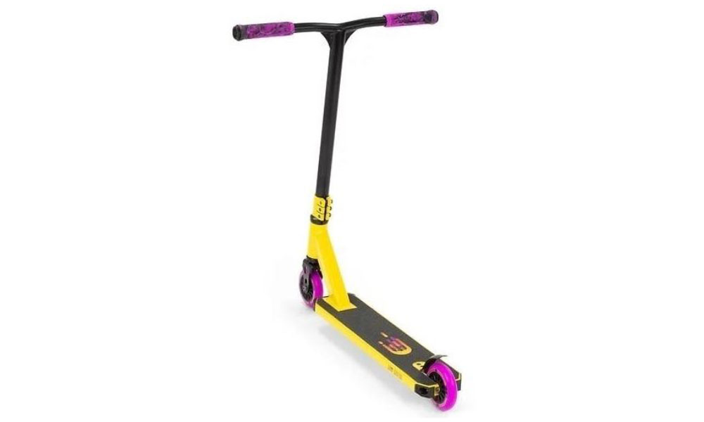 Самокат трюковый SLAMM Tantrum V9 yellow 2 Самокат трюковый SLAMM Tantrum V9 yellow 2