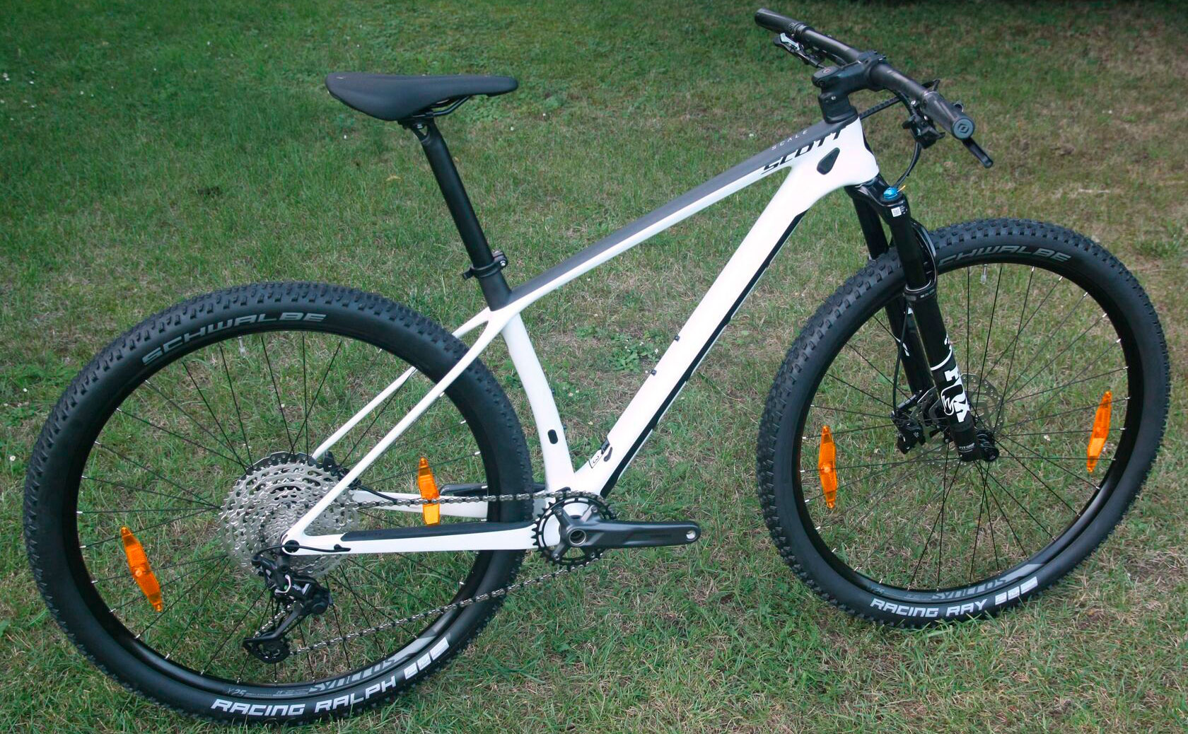 Фотография Велосипед SCOTT Scale 930 29" размер М white 5