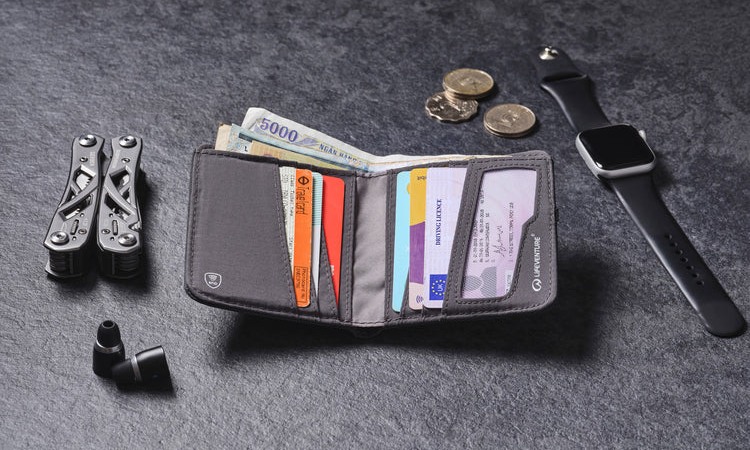 Фотография Кошелек Lifeventure Recycled RFID Compact Wallet grey 9