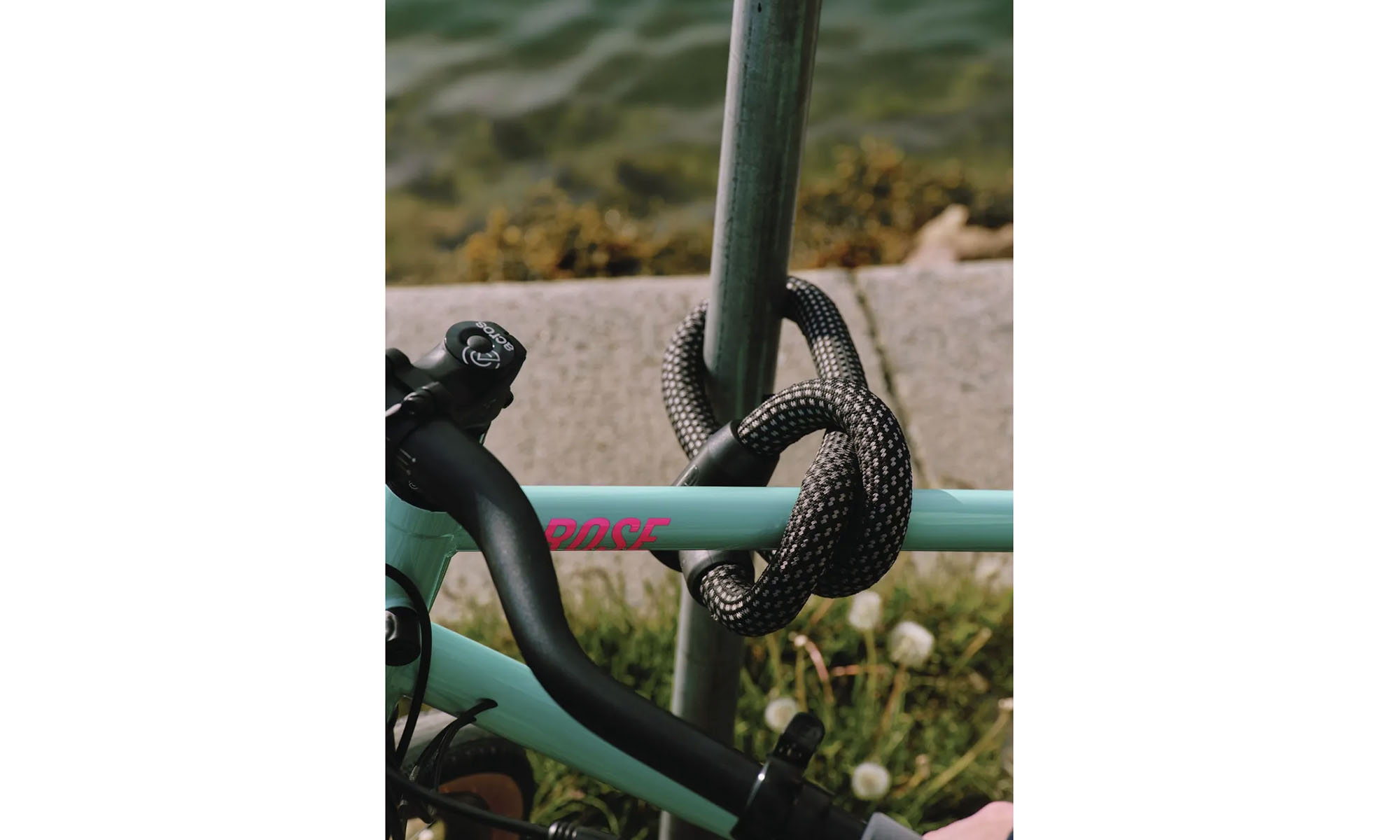 Замок с цепью ABUS 4004K/140 black Yarnit, черный 4 Замок с цепью ABUS 4004K/140 black Yarnit, черный 4