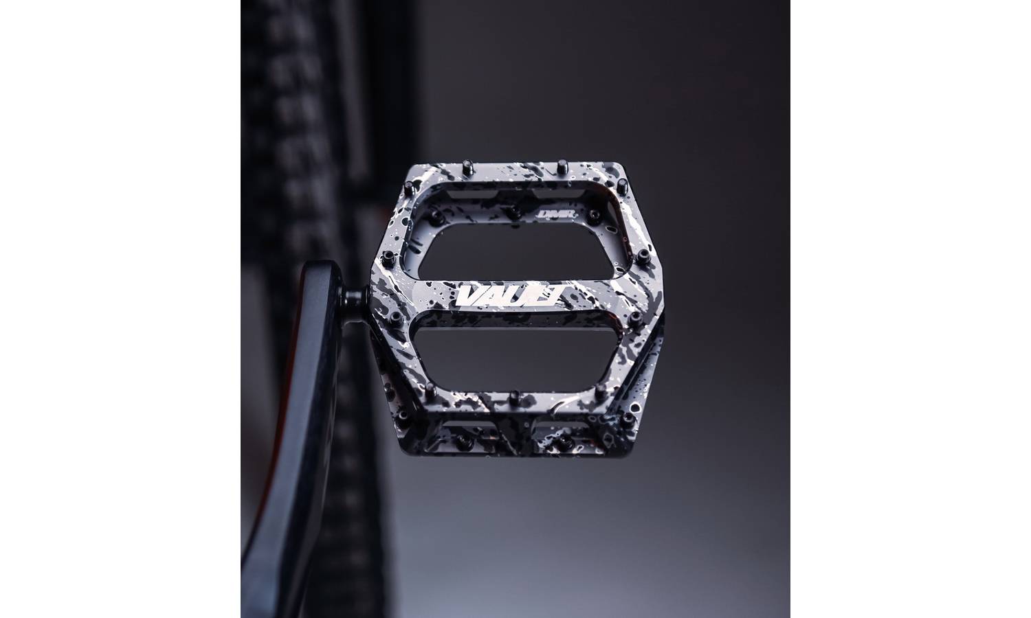 Педалі DMR Vault SE - Liquid Camo Grey 8 Педалі DMR Vault SE - Liquid Camo Grey 8