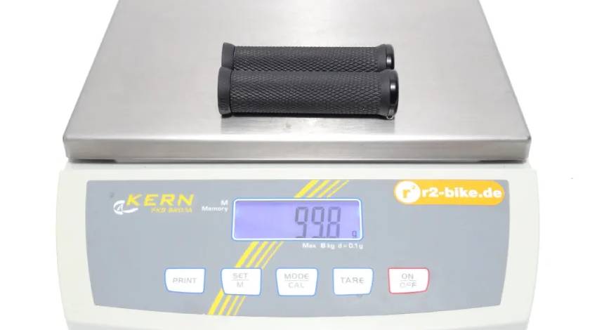 Грипси ODI Elite Motion V2.1 Lock-On, сині з синіми замками 4 Грипси ODI Elite Motion V2.1 Lock-On, сині з синіми замками 4