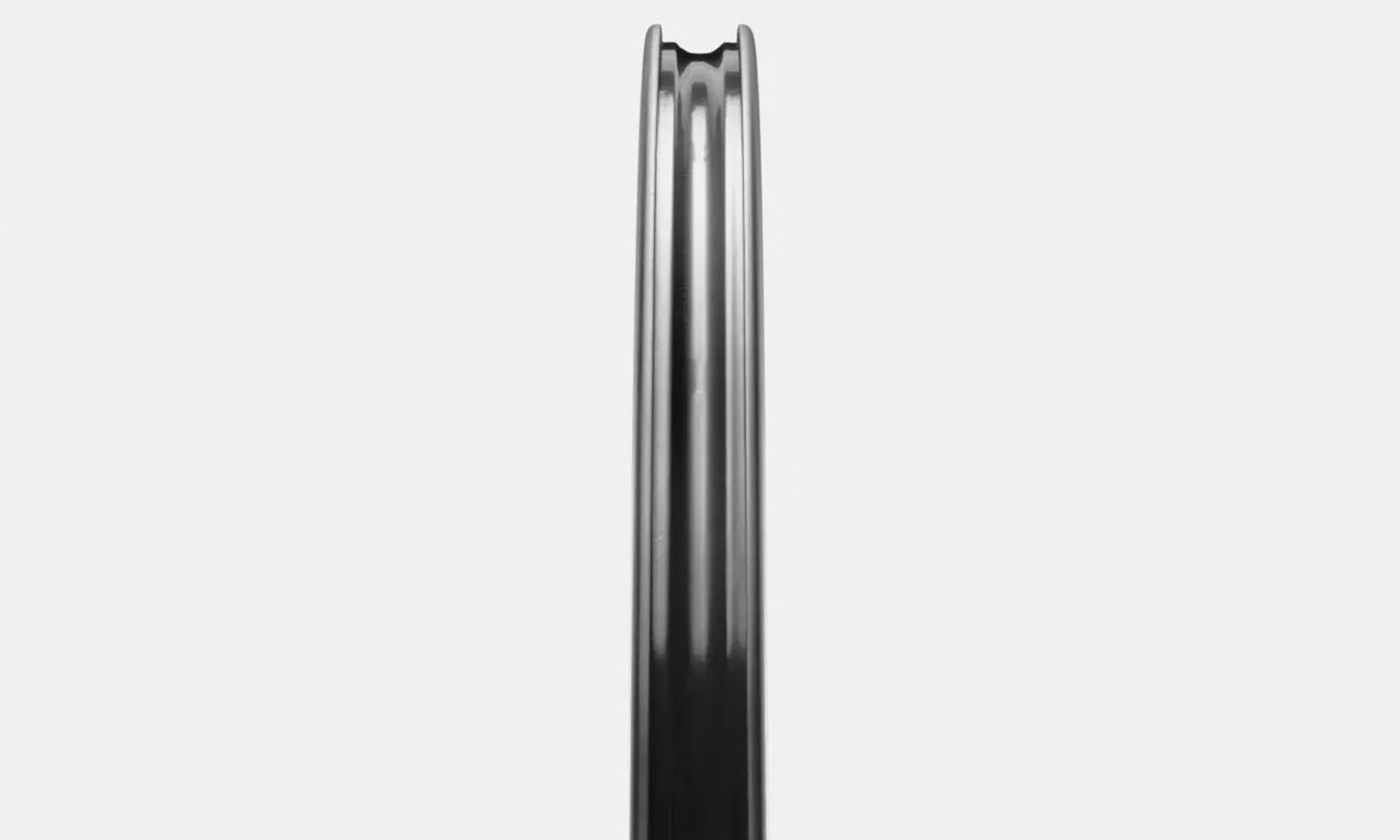 Колесо заднее 700C Cannondale Road HollowGram R-S 50, карбоновый обод, втулка 142x12mm, Shimano, CenterLock 2 Колесо заднее 700C Cannondale Road HollowGram R-S 50, карбоновый обод, втулка 142x12mm, Shimano, CenterLock 2