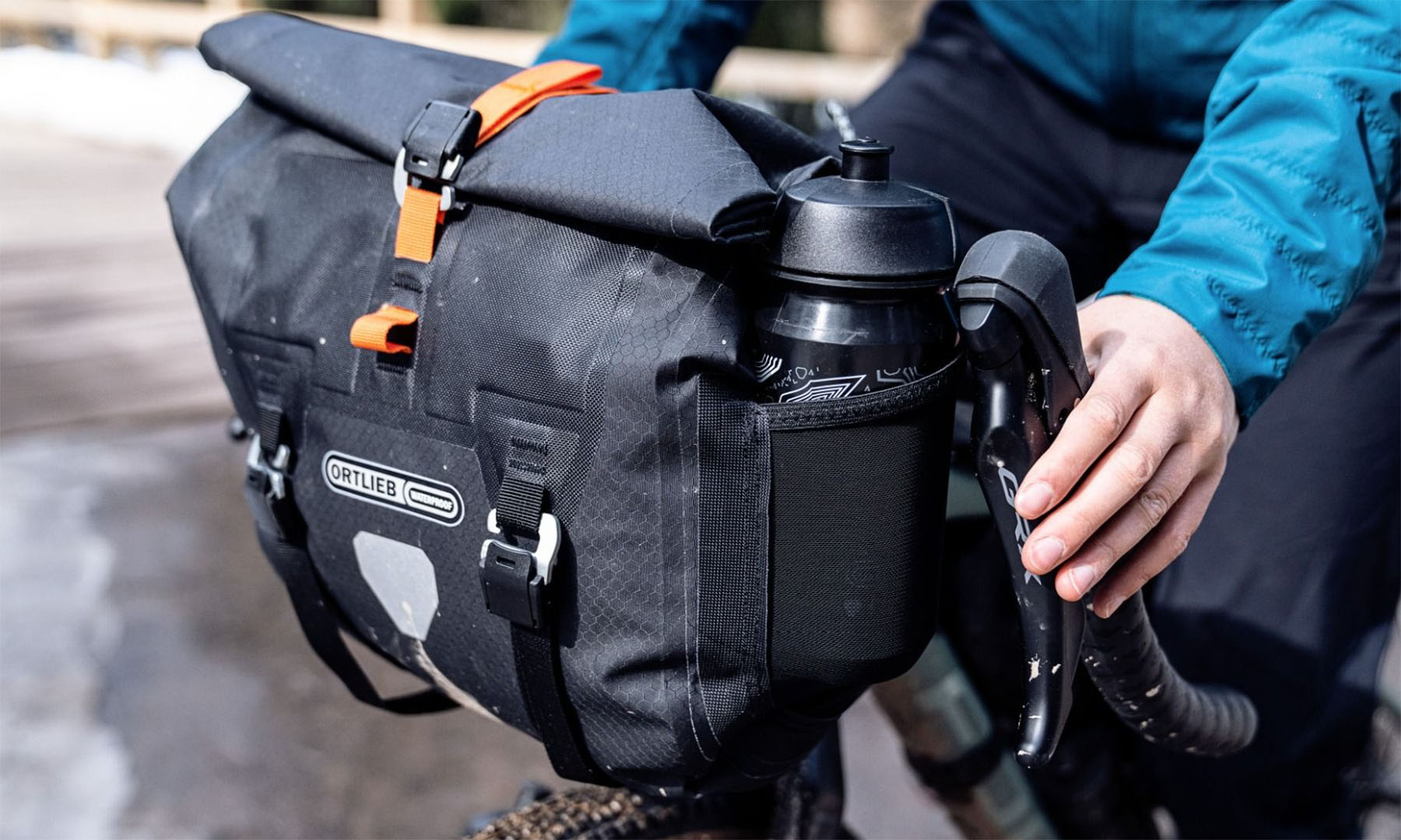 Гермосумка на кермо Ortlieb Handlebar-Pack QR; чорна 11 л 4 Гермосумка на кермо Ortlieb Handlebar-Pack QR; чорна 11 л 4