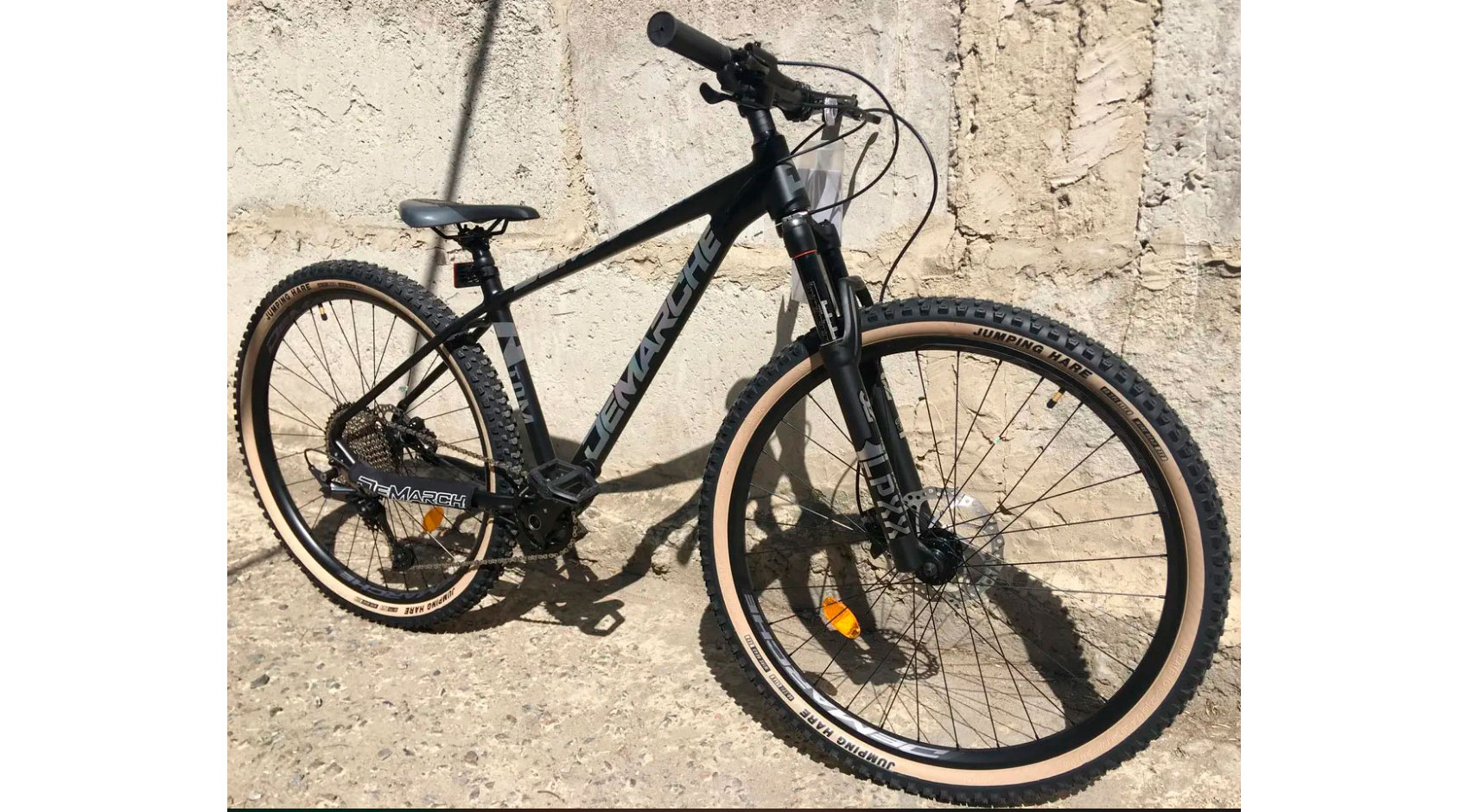 Фотография Велосипед DeMARCHE Atom 29" размер М рама 17 2022 Черный матовый