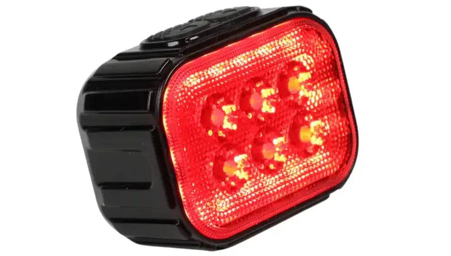 Мигалка задняя BEcool BC-TL5588R 100 Лм акумулятор 350мАг Мигалка задняя BEcool BC-TL5588R 100 Лм акумулятор 350мАг