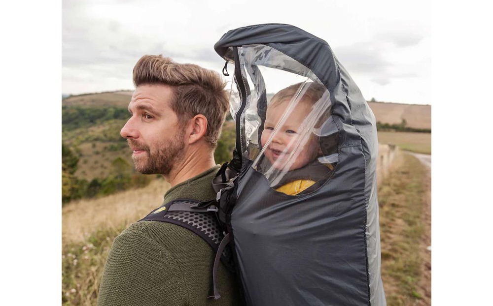 Фотография Чехол от дождя для рюкзаков для переноски ребенкаLittle Life Child Carrier grey 6