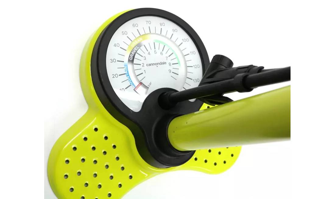Насос напольный Cannondale ESSENTIAL, с манометром 140psi, presta+schrader, черно-желтый 2 Насос напольный Cannondale ESSENTIAL, с манометром 140psi, presta+schrader, черно-желтый 2
