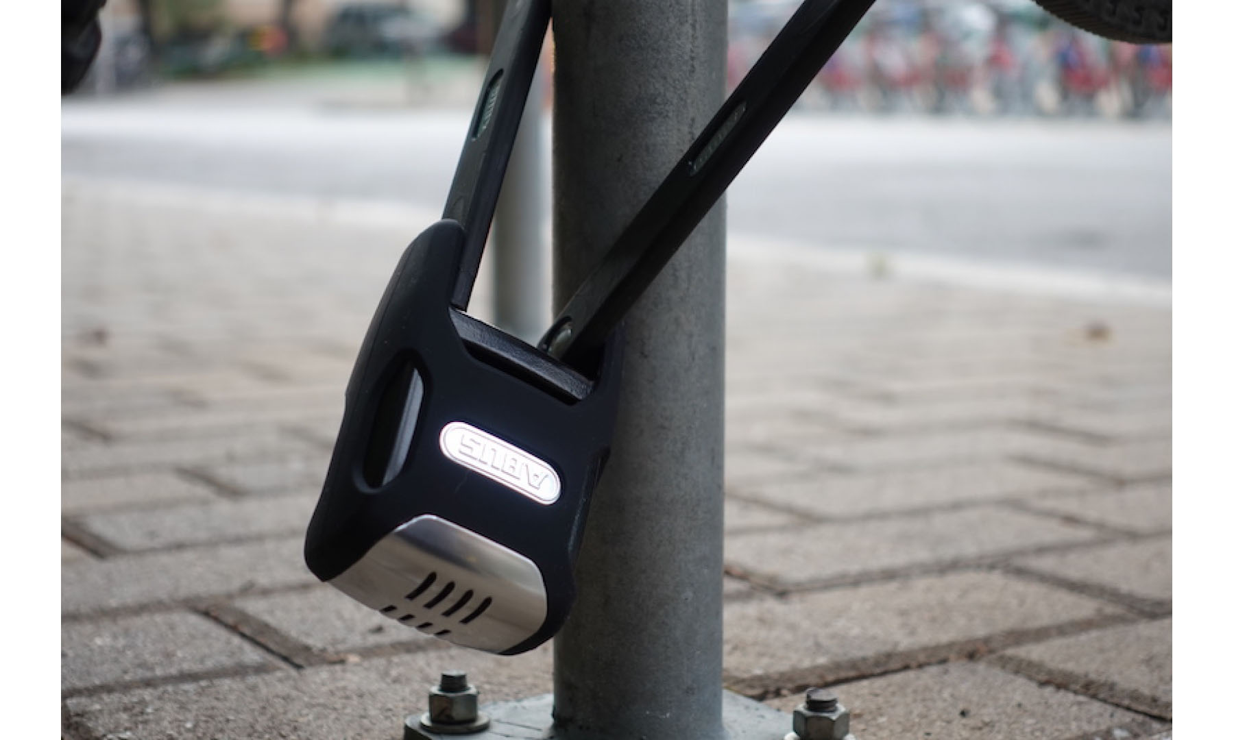 Замок сегментный ABUS 6000KA/90 Bordo Alarm черный + крепление SH 5 Замок сегментный ABUS 6000KA/90 Bordo Alarm черный + крепление SH 5