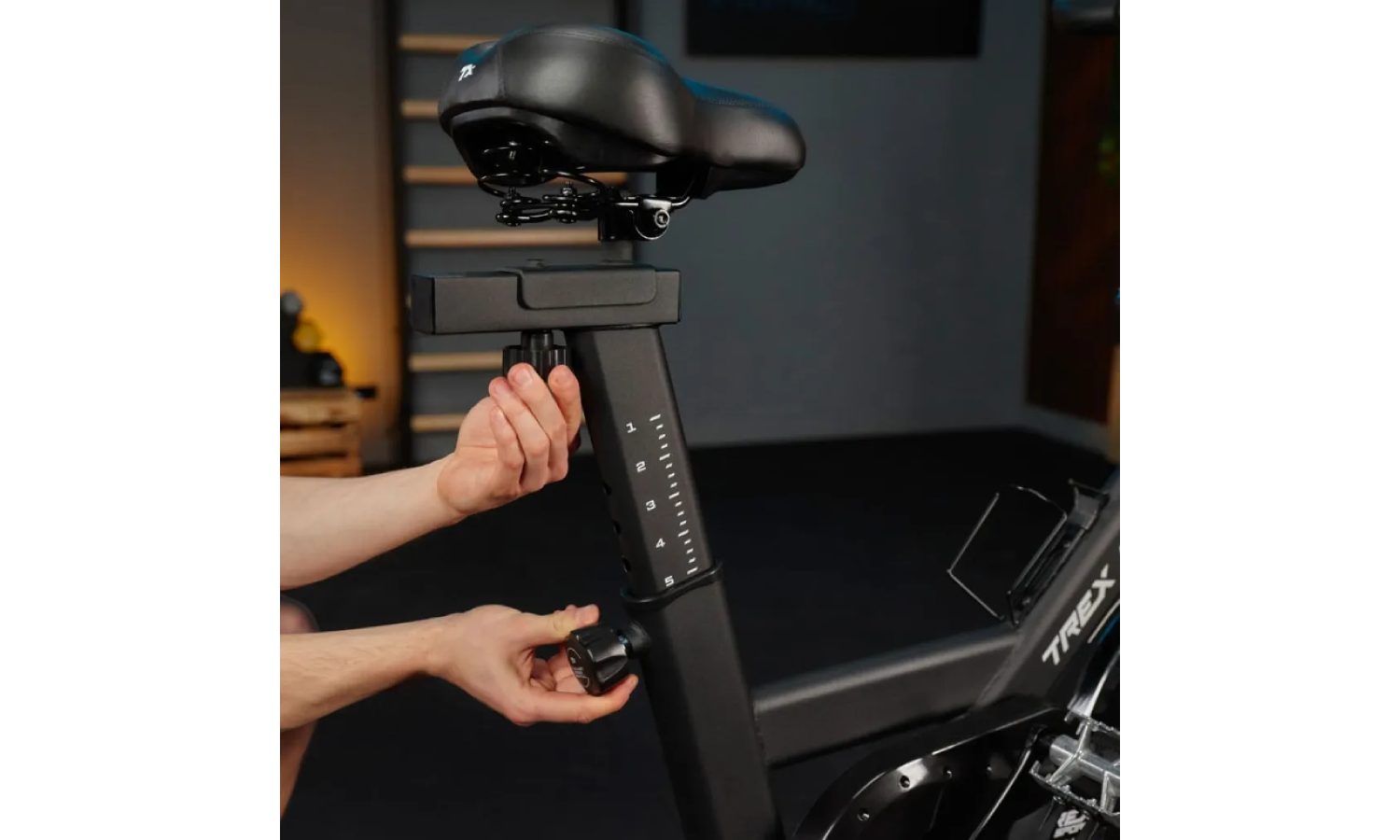 Спінбайк Trex Sport TX-640SB HOWL чорний 6 Спінбайк Trex Sport TX-640SB HOWL чорний 6
