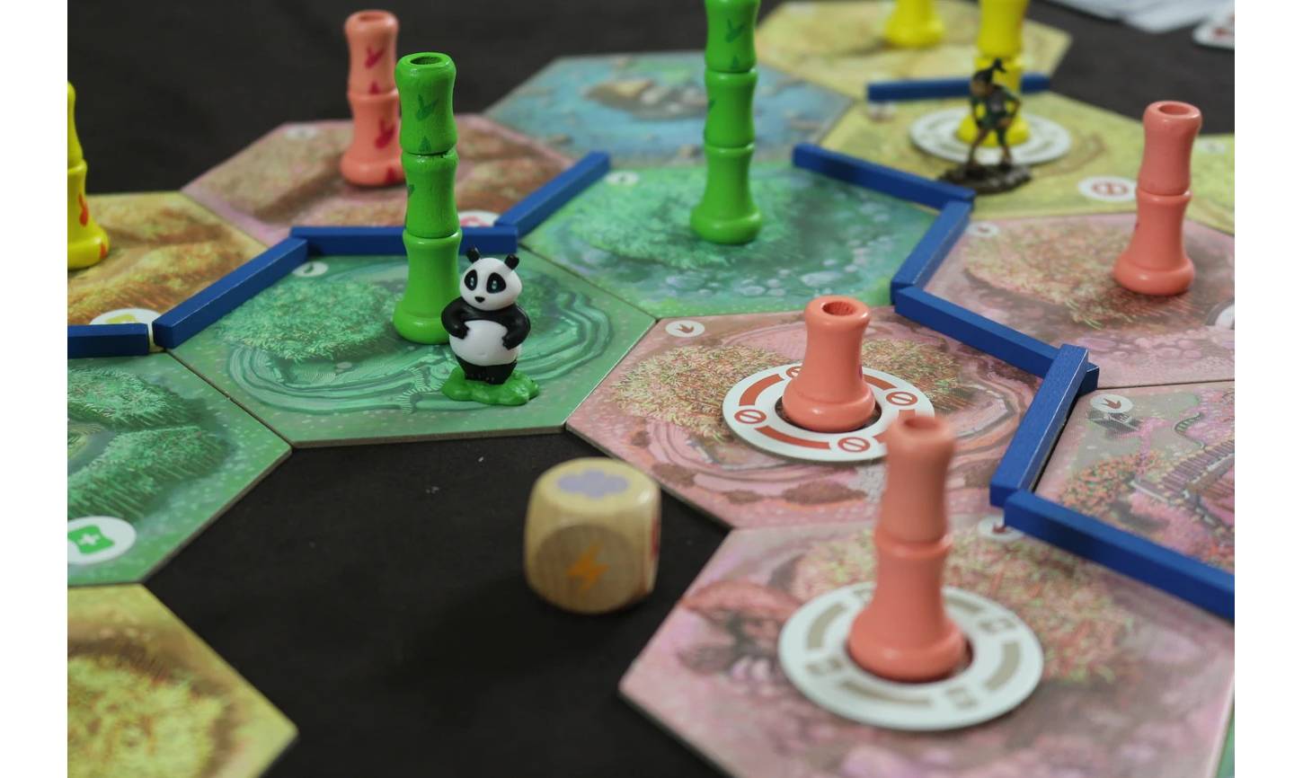 Фотография Настольная игра Такеноко. Юбилейное издание (Takenoko) 6