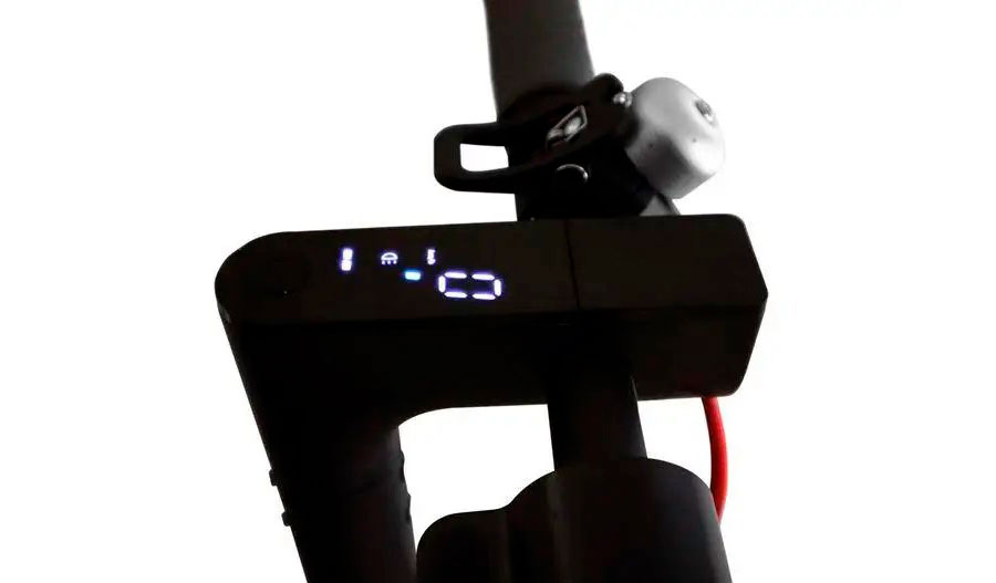 Электроскутер VNC E-Booster A3 8" 10,4 Ah 350 W 2