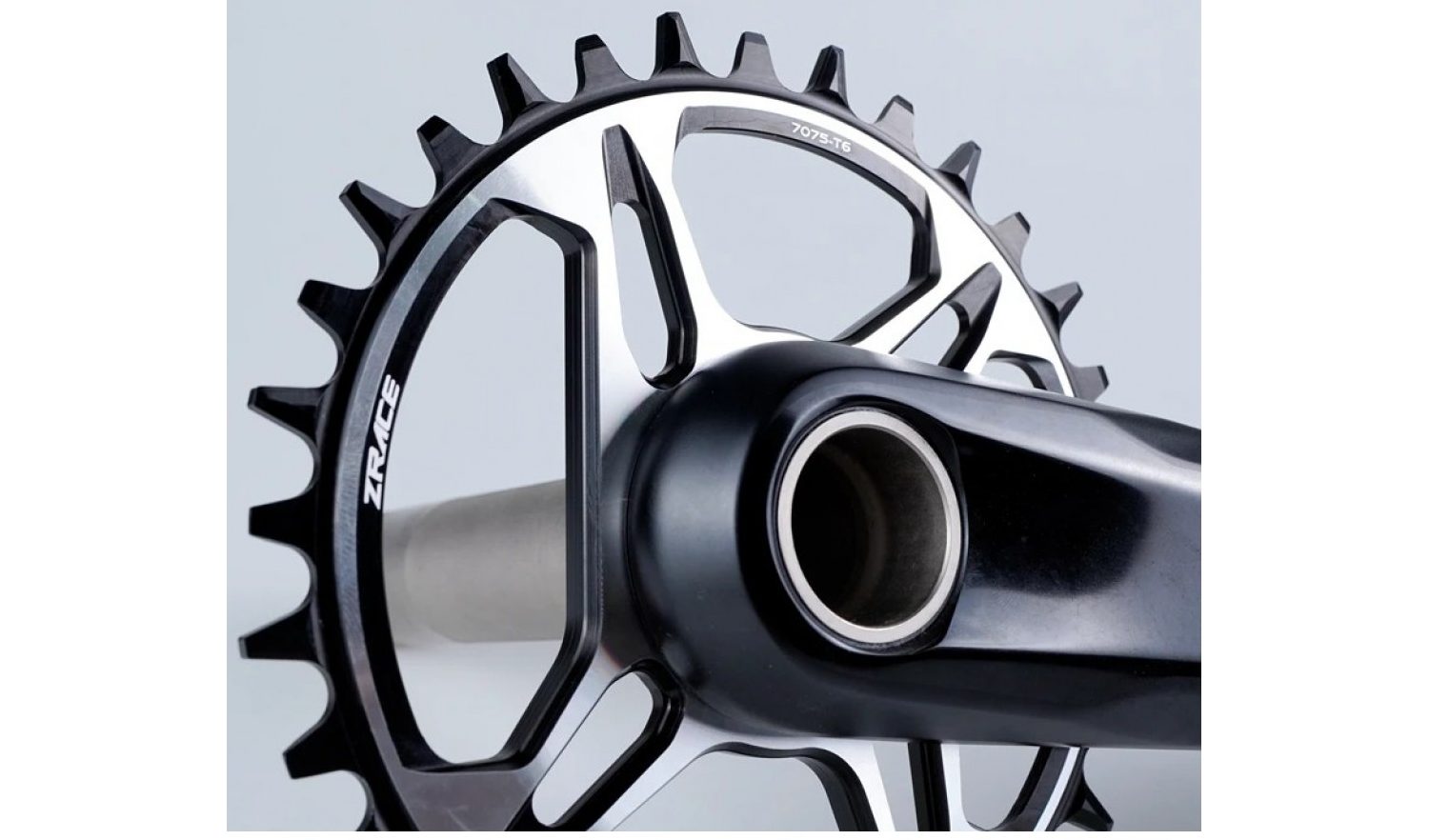 Зірка для шатуна ZRACE 7075 32Т круг чорний 2 Зірка для шатуна ZRACE 7075 32Т круг чорний 2