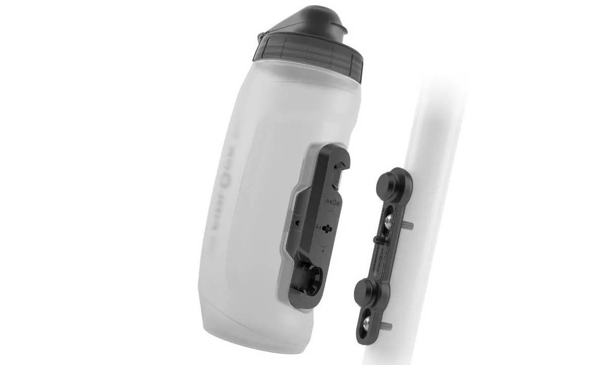 Фляга з конектором та базою FIDLOCK TWIST bottle 590мл., прозорий / білий Фляга з конектором та базою FIDLOCK TWIST bottle 590мл., прозорий / білий
