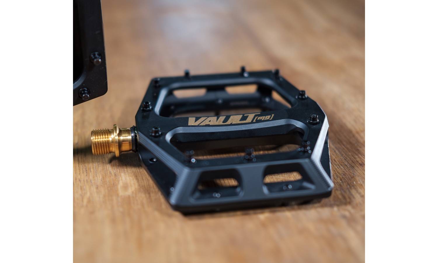 Педалі DMR Vault Magnesium SL Cast BLack 9