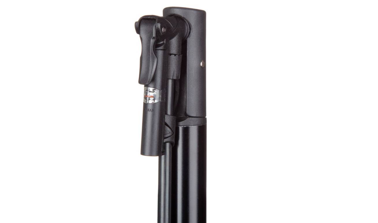 Насос компактный DNK Step 20 алюминий, макс. давление 80 psi, с манометром на шланге, головка под FV/AV 4