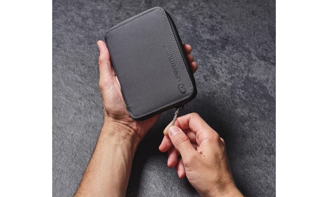 Фотографія Гаманець Lifeventure Recycled RFID Mini Travel Wallet grey 5