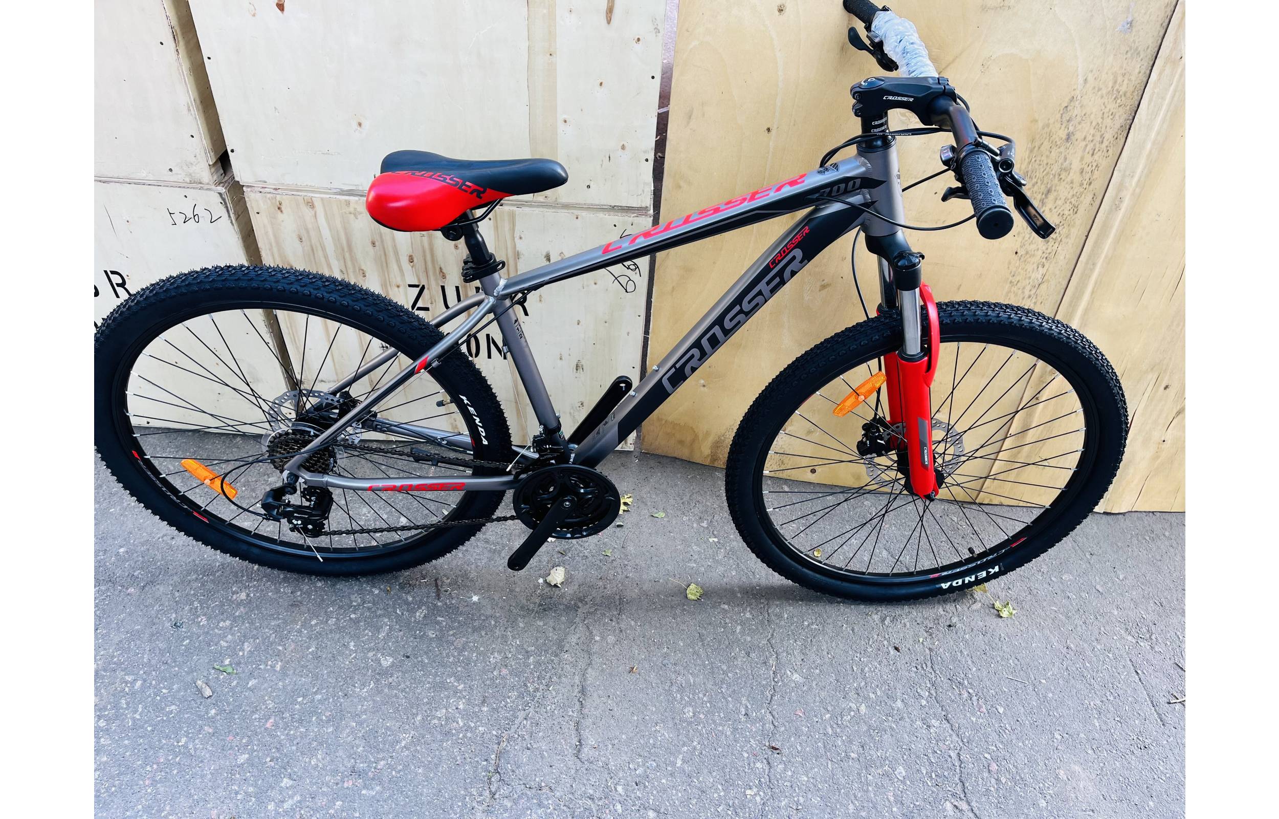 Фотографія Велосипед Crosser First MT-042 3х7 27,5" размер М рама 17,5 2021 Серый 6