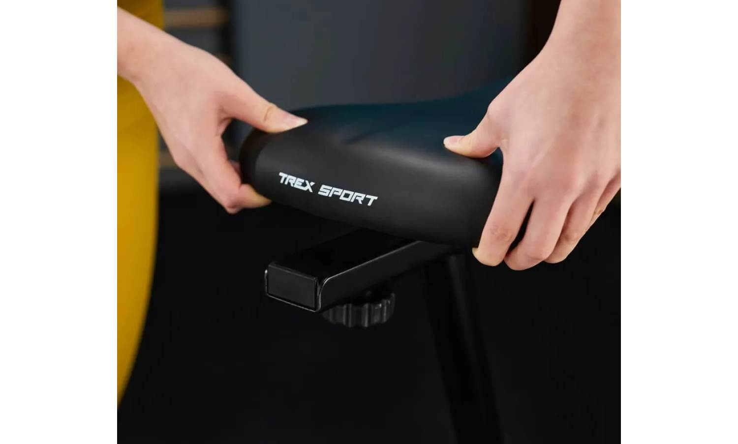 Велотренажер Trex Sport TX-400MB RECK магнітний чорно-білий 4