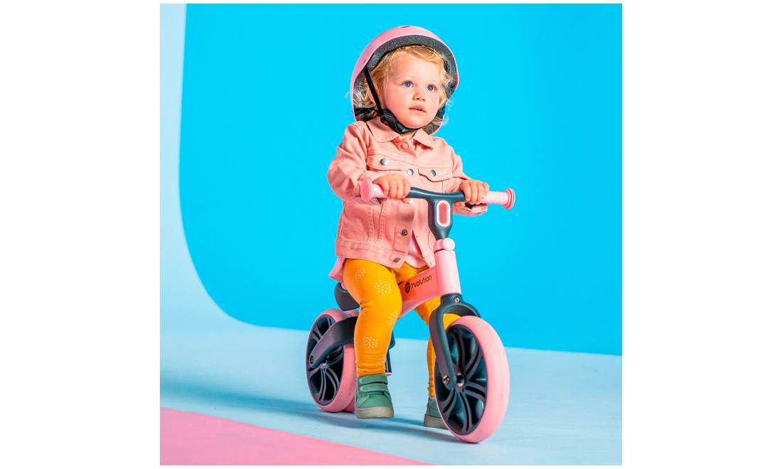 Беговел YVolution Yvelo Junior розовый 6
