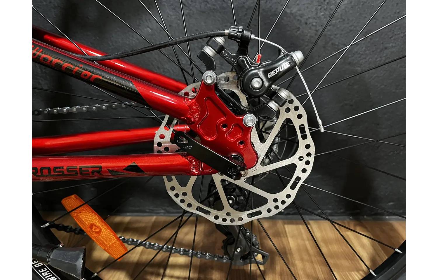 Фотография Велосипед Crosser Warrior 26" размер S рама 15,5" 2024 Красный 3