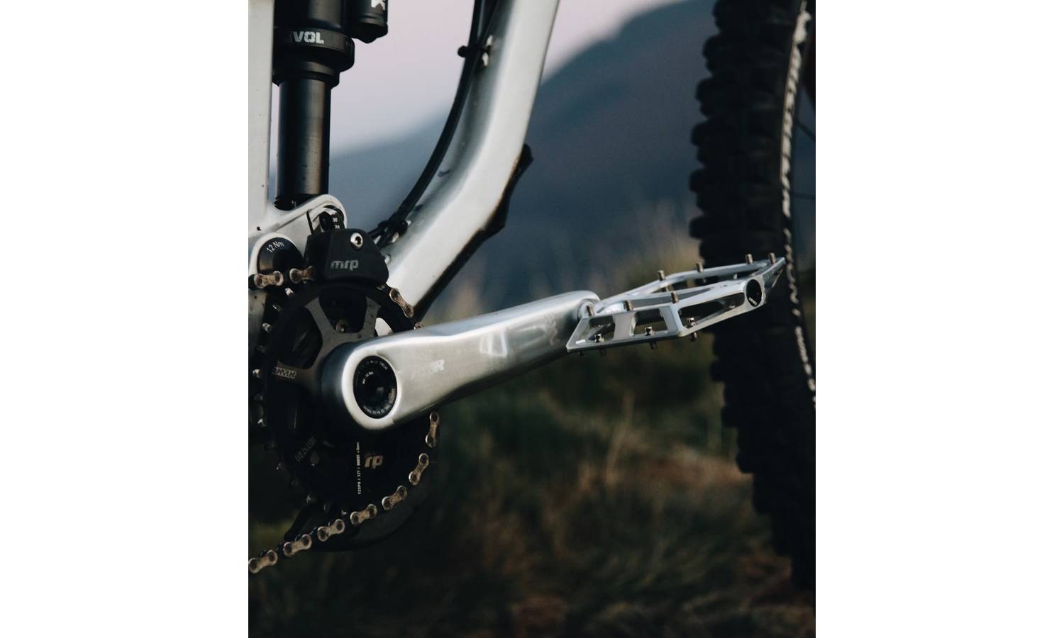 Педалі DMR Vault - Full Silver 6 Педалі DMR Vault - Full Silver 6