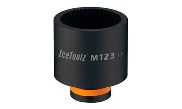 Фотография Головка ICE TOOLZ M123 для закручивания гайки рулевой колонки 43 мм, черная
