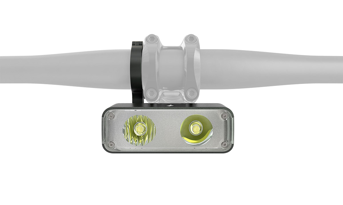 Велоліхтар Specialized FLUX 1250 HEADLIGHT (49121-1610) 2 Велоліхтар Specialized FLUX 1250 HEADLIGHT (49121-1610) 2
