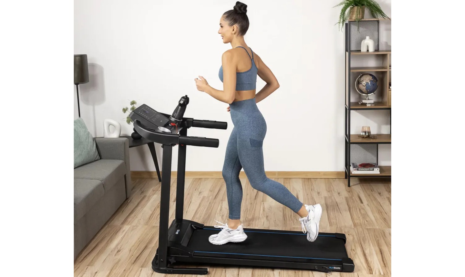 Фотография Беговая дорожка Gymtek XT550 синий 11