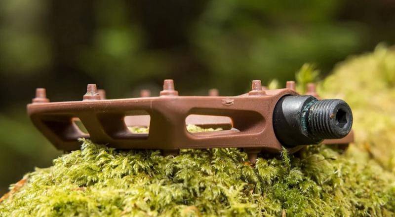 Педали DMR V6 (Brown) 8 Педали DMR V6 (Brown) 8
