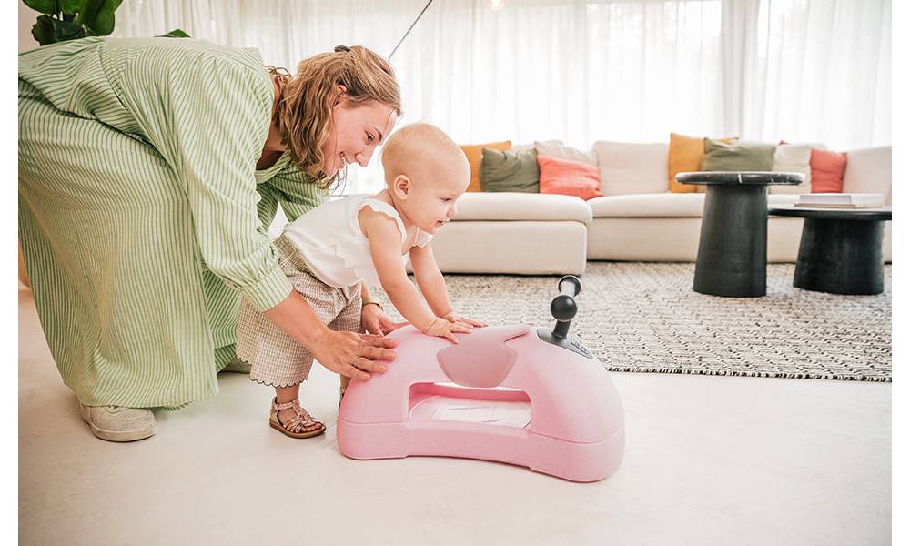 Толокар Scoot and Ride серии MyFirst розовый, 0,5+ 3 Толокар Scoot and Ride серии MyFirst розовый, 0,5+ 3