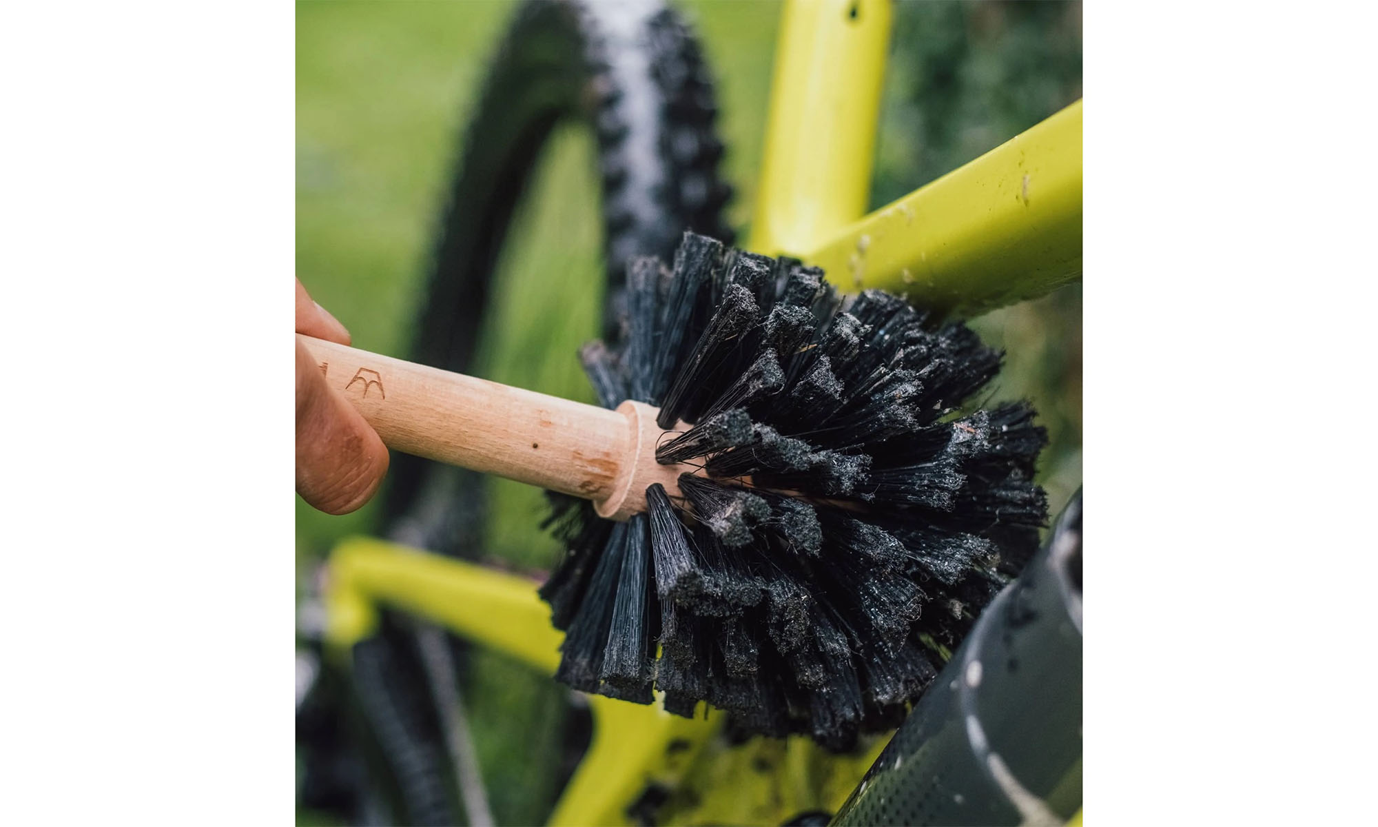 Щетка Peaty's Bog Brush, 1шт 4 Щетка Peaty's Bog Brush, 1шт 4