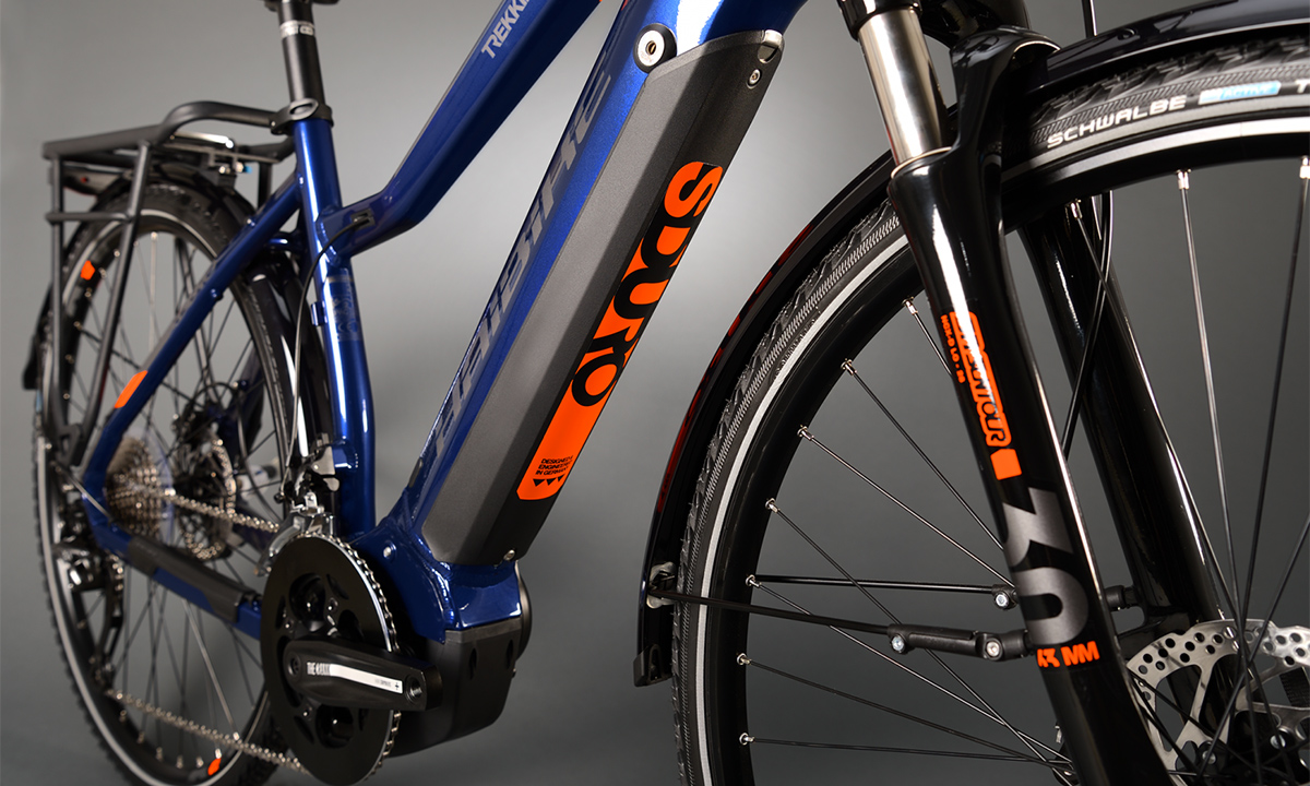 Фотография Электровелосипед Haibike SDURO Trekking 5.0 28" (2020) 2020 Сине-оранжевый 3