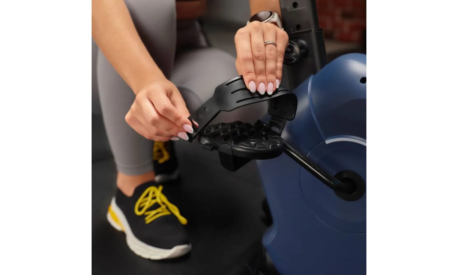 Велотренажер Trex Sport TX-380MB Rigon магнитный темно-синий 11