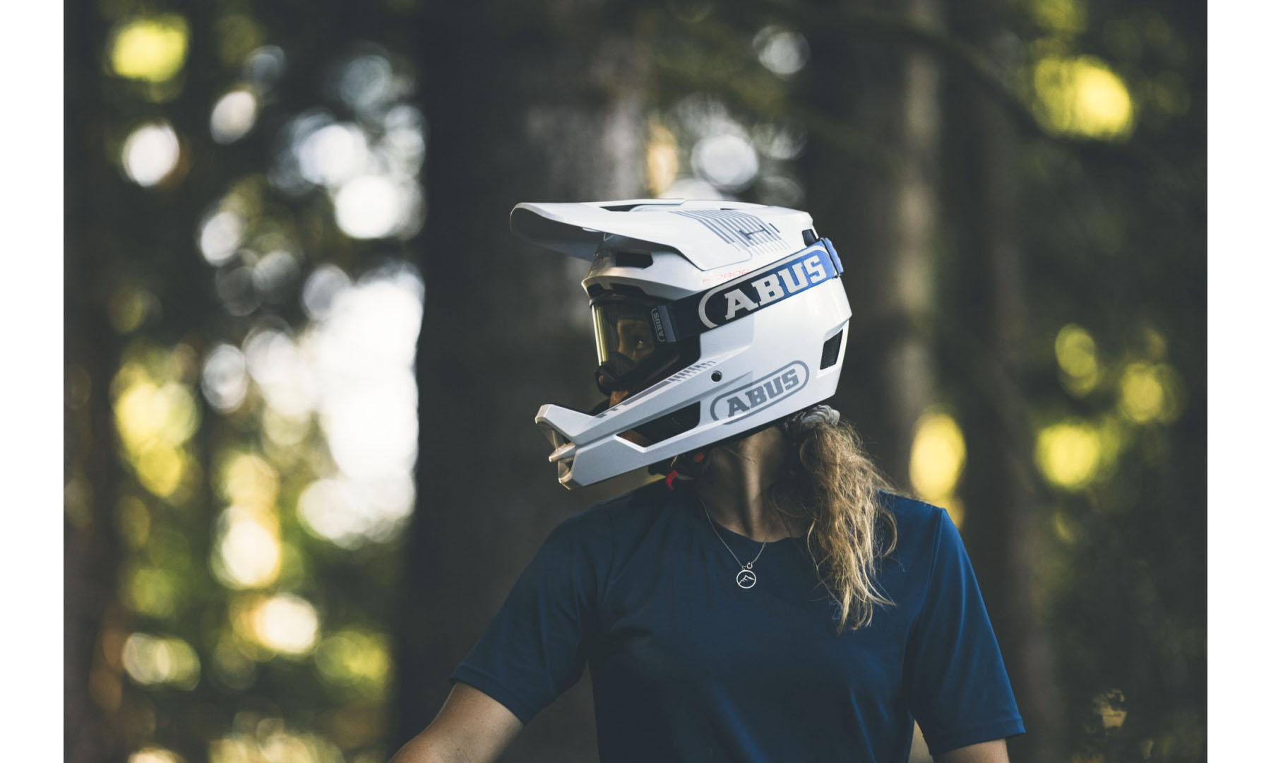 Велошлем спортивный ABUS HIDROP shiny white, размер M (57-58 см), белый 2