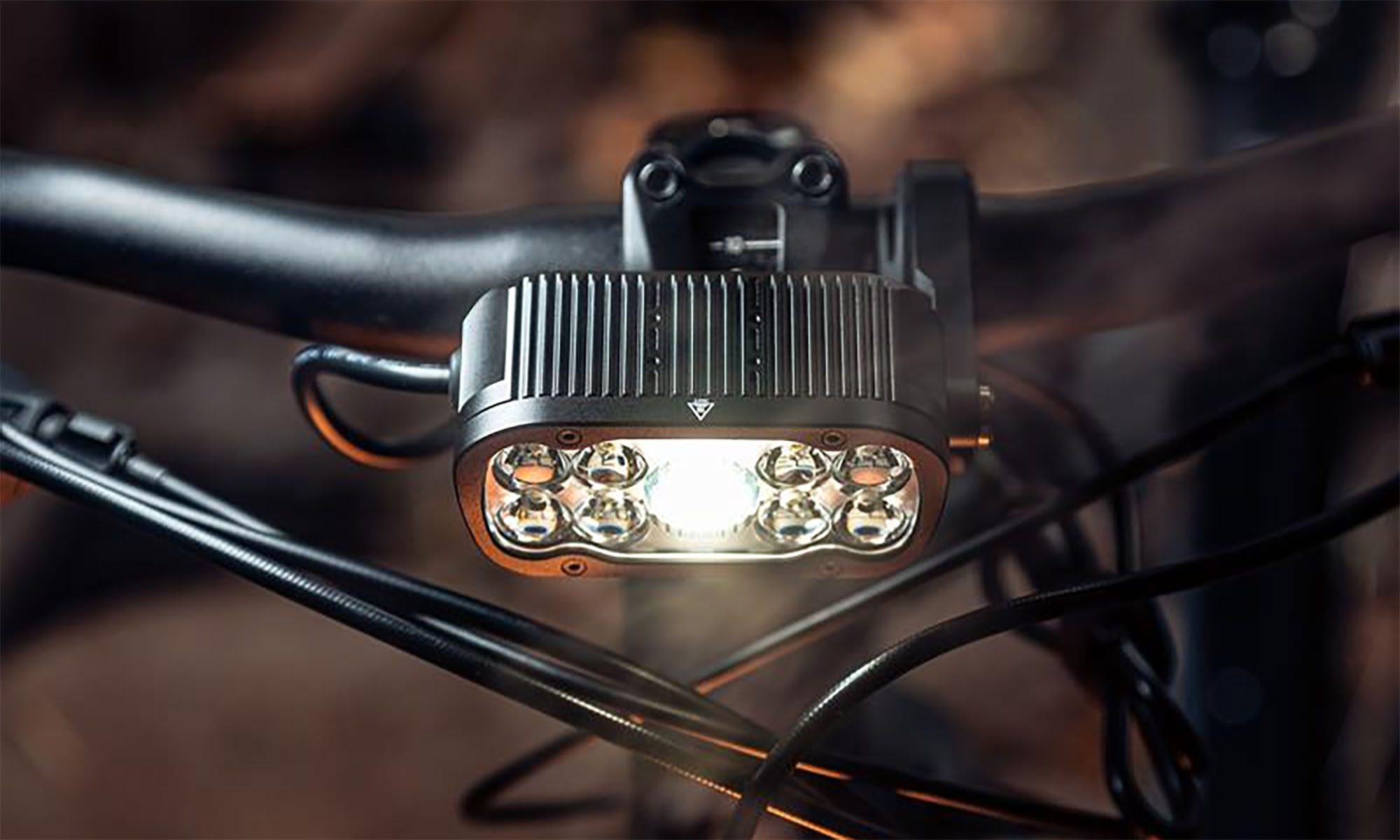 Ravemen XR6000 Велосипедна Фара (6000 lm, 8000 mAh) Зовнішня батарея, кнопка не -вільної 2